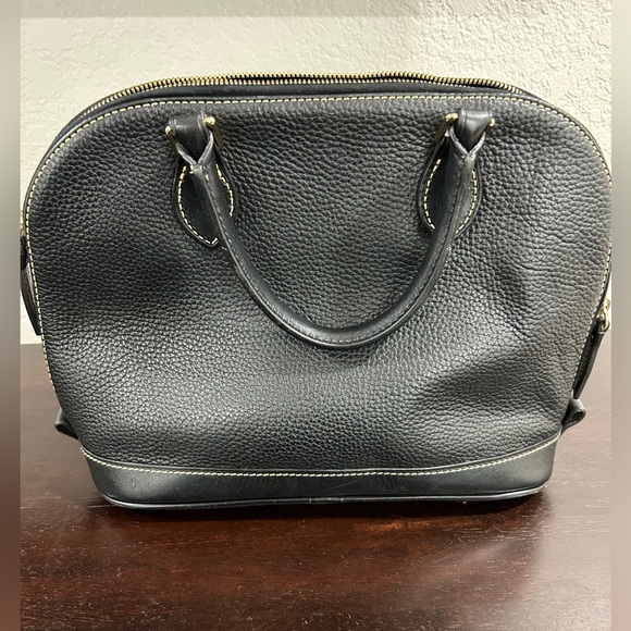 Black Dooney & Bourke satchel - Picture 2 of 3